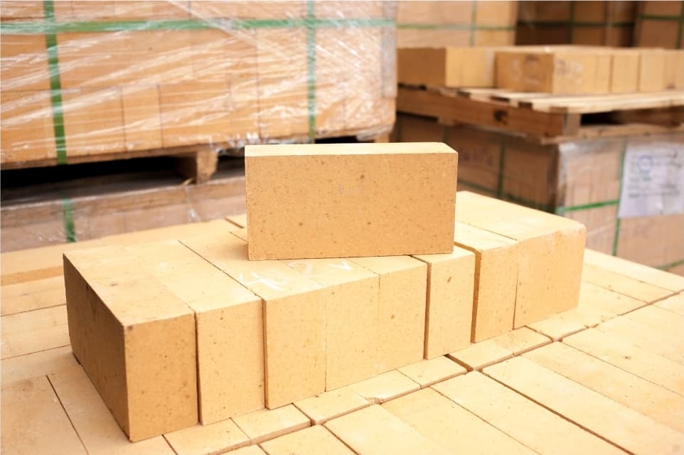 Gạch chịu lửa RTMFe - 80